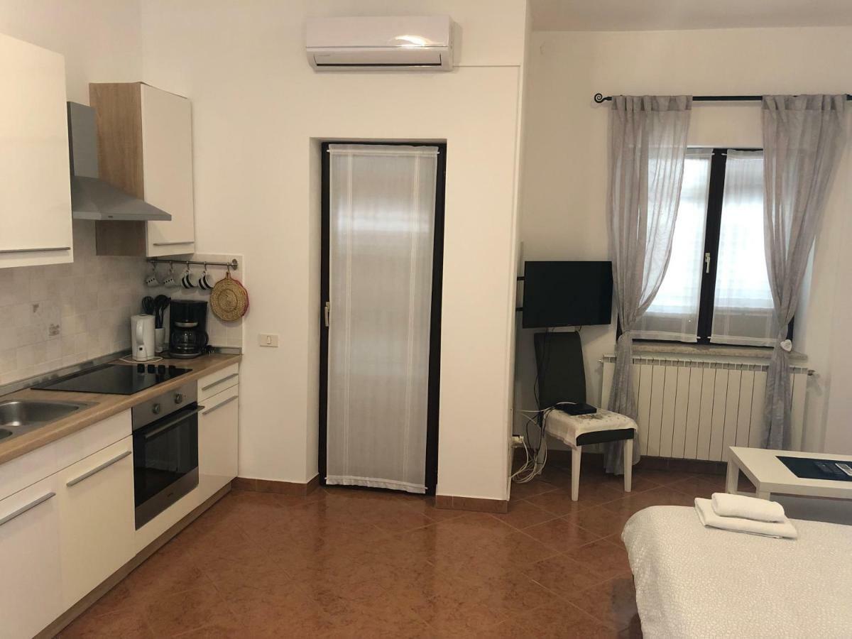 Apartment Vesna Veleniki Exterior photo